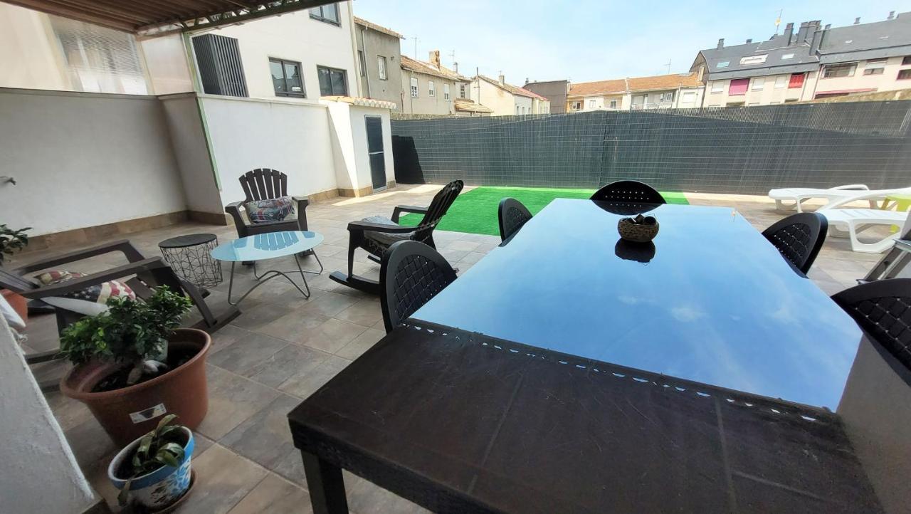 El Hogar De Todos Apartment Ourense Luaran gambar