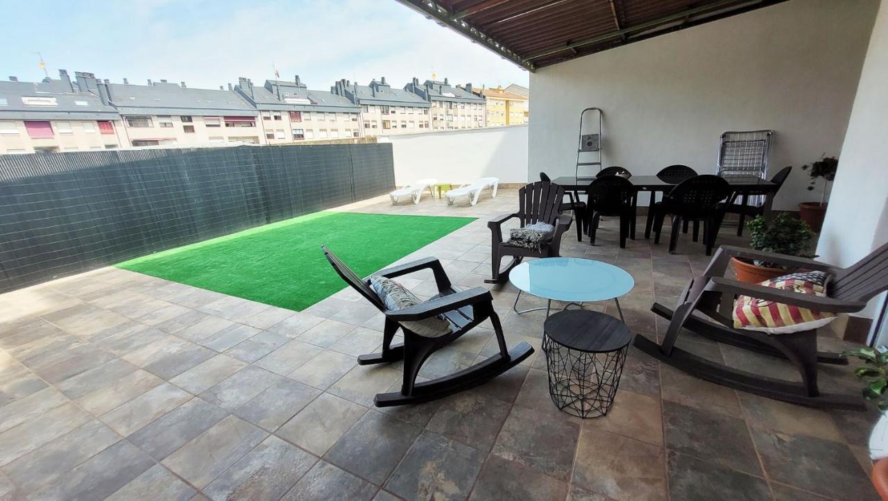 El Hogar De Todos Apartment Ourense Luaran gambar