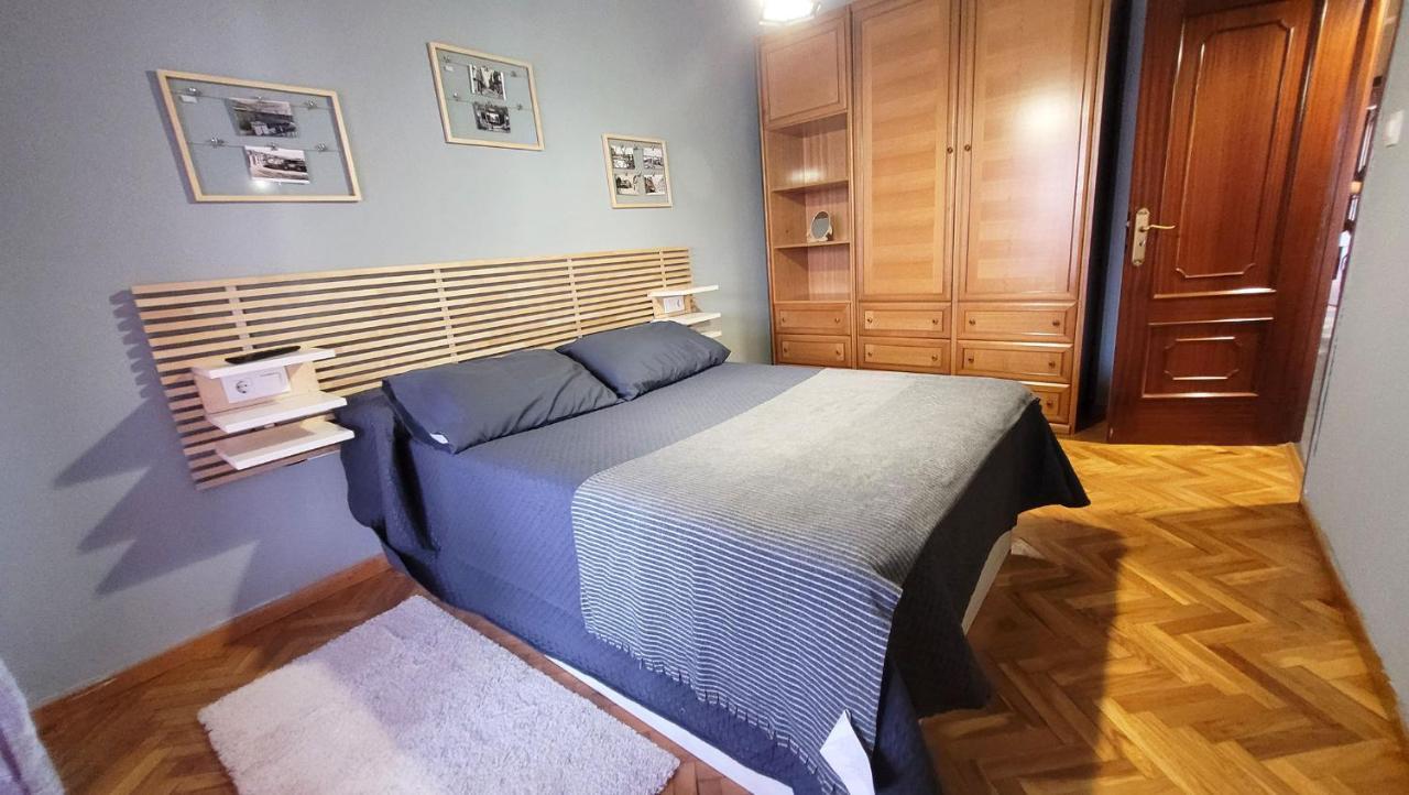 El Hogar De Todos Apartment Ourense Luaran gambar