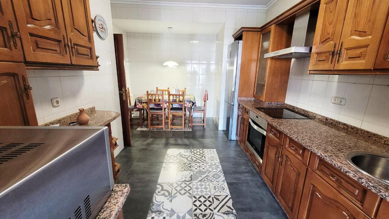 El Hogar De Todos Apartment Ourense Luaran gambar
