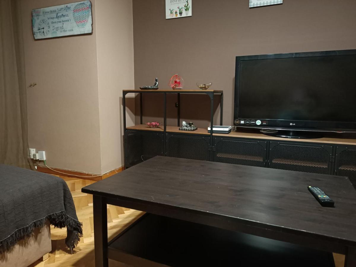 El Hogar De Todos Apartment Ourense Luaran gambar